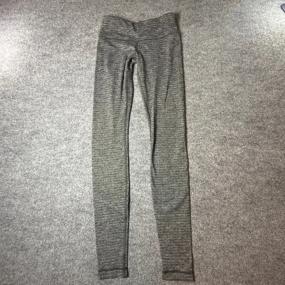 Lululemon Heathered Gray High Rise Yoga Workout Leggings - Women's Size 4‎